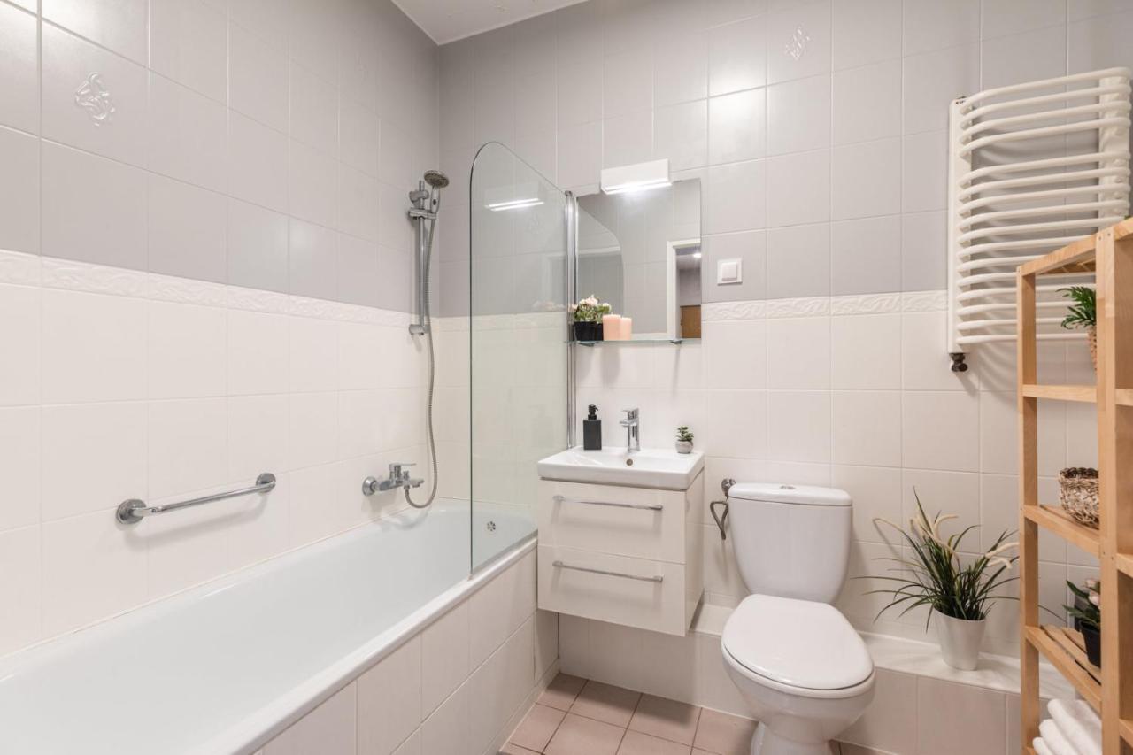 Superapart Polnej Rozy 1 Apartment Varşovia Exterior foto